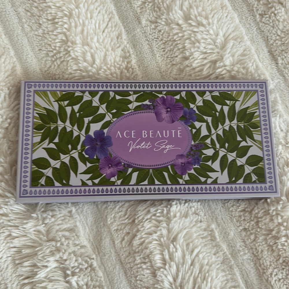 Ace Beaute violet sage eye palette.